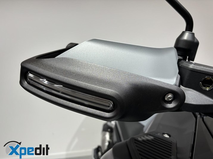 BMW R 1300 GS Adventure BMW R 1300 GS Adventure